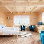Dwupoziomowy Aparment Z Sauna By Renters Appartamento *